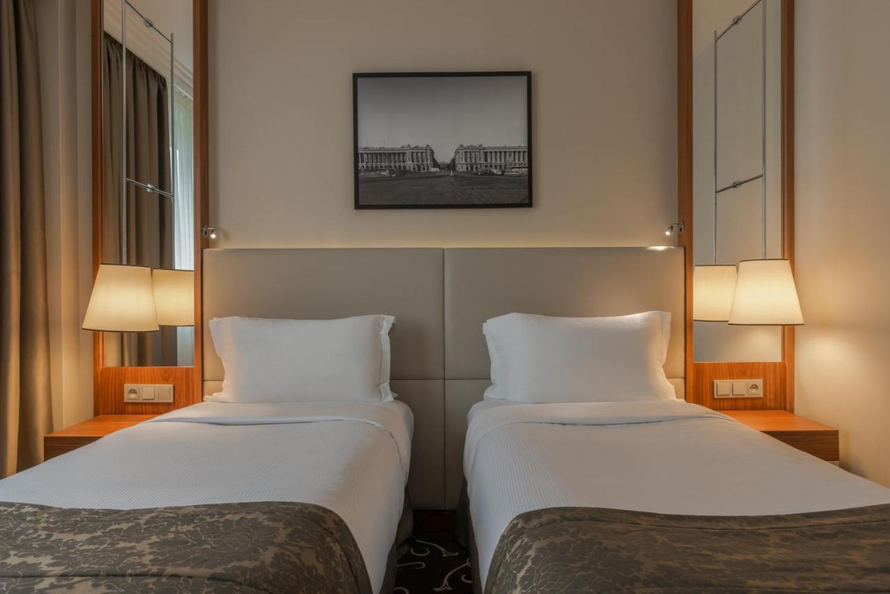 Crowne Plaza Paris - Neuilly, An Ihg Hotel Pokoj fotografie